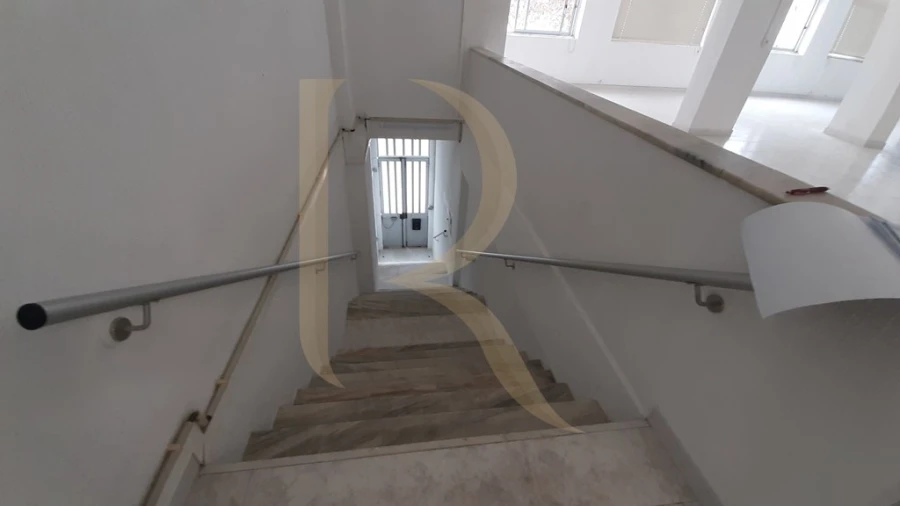 Armazém para Venda em Amora Foto 10