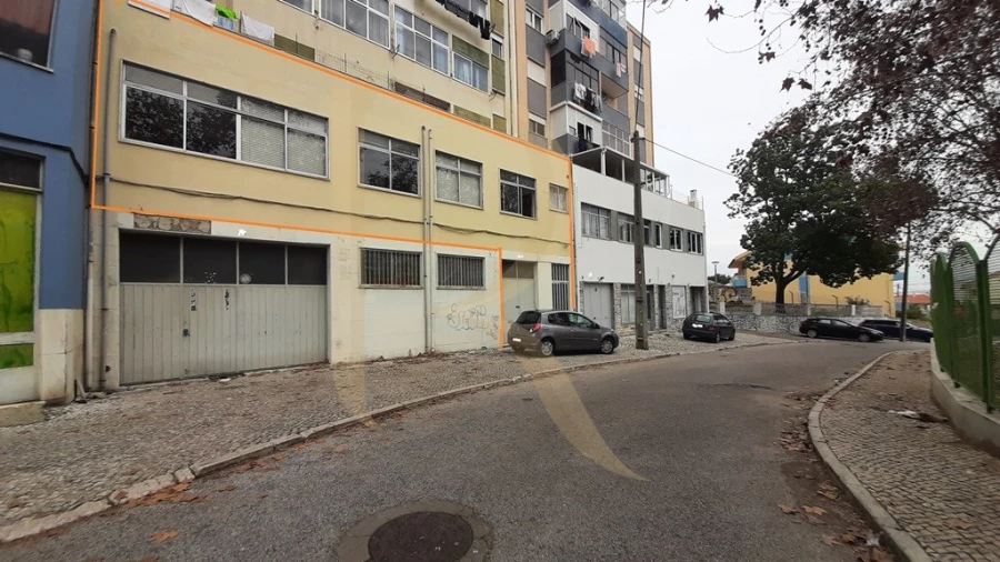 Armazém para Venda em Amora Foto 12