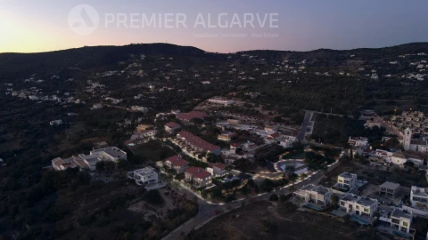 Terreno para Venda em Santa Barbara de Nexe