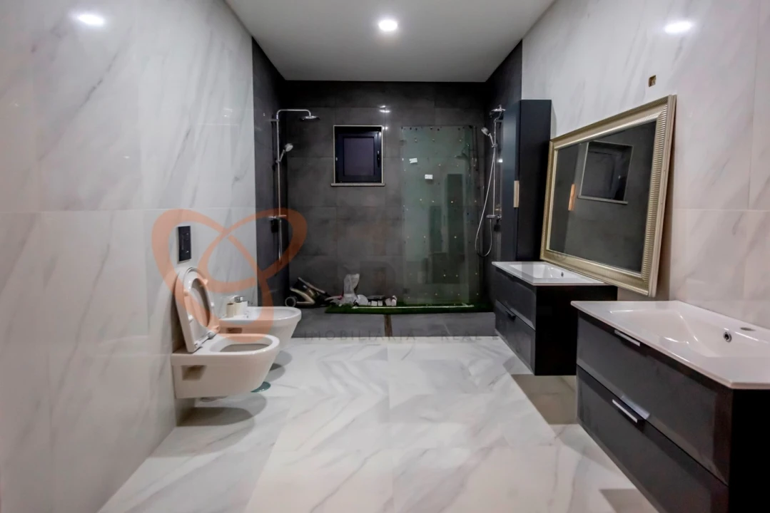 Apartamento T2 para Venda em Albufeira e Olhos de Água Foto 13