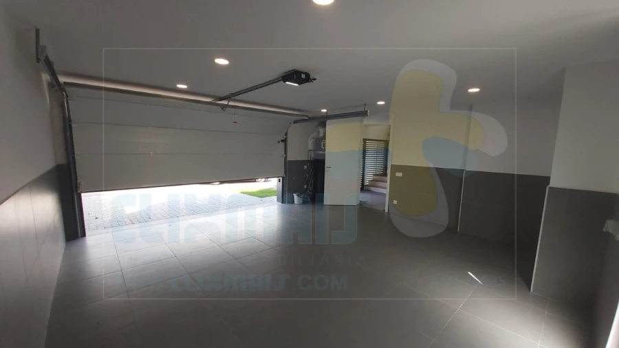 Moradia T3 para Venda em Palmeira Foto 12