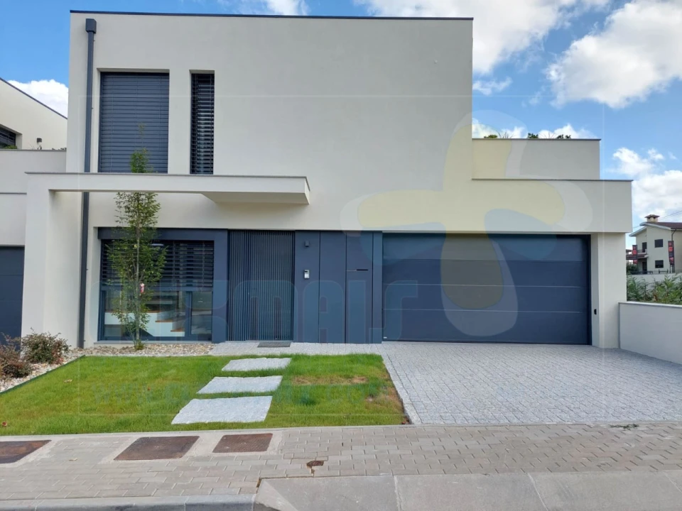 Moradia T3 para Venda em Palmeira Foto 39