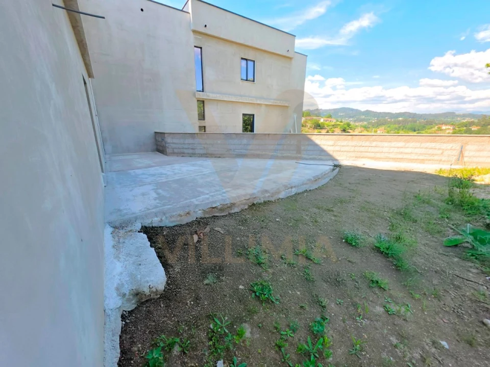 Moradia T3 para Venda em Padreiro (Salvador e Santa Cristina) Foto 22