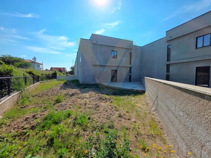 Moradia T3 para Venda em Padreiro (Salvador e Santa Cristina) Foto 21