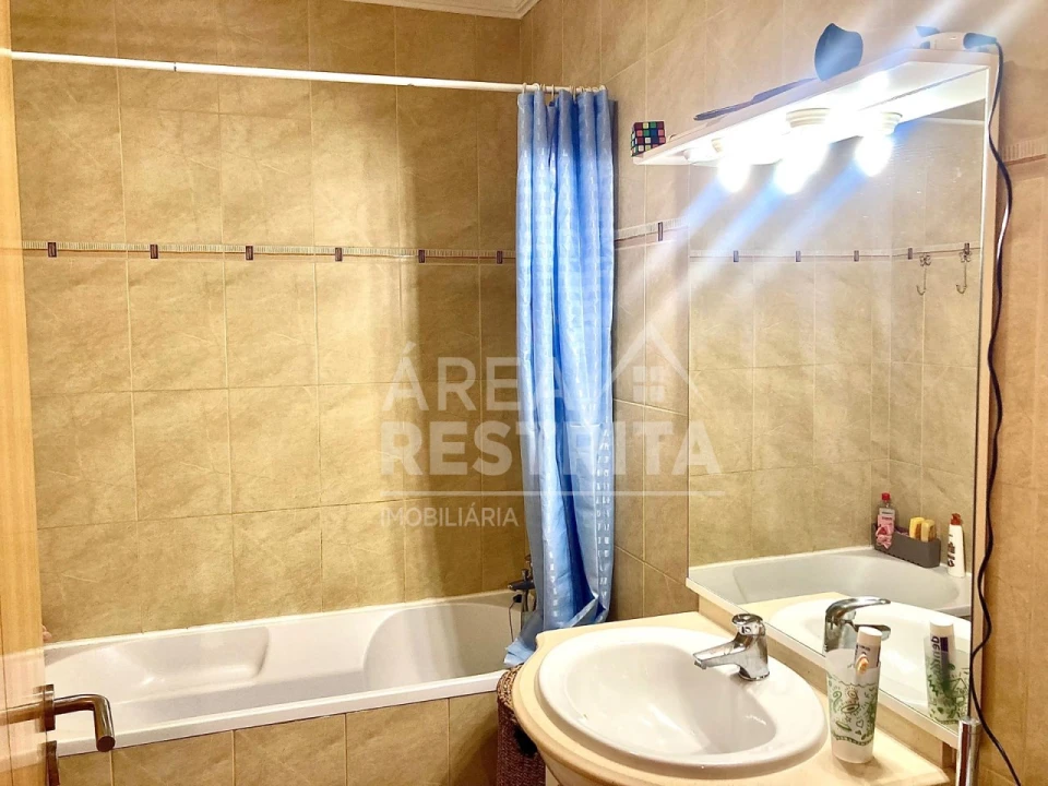Apartamento T1 para Venda em Tavira (Santa Maria e Santiago) Foto 9