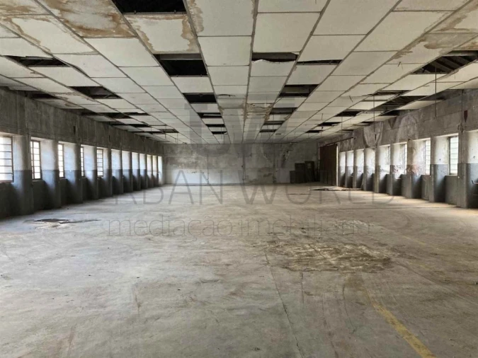 Armazém para Venda em Covilhã e Canhoso Foto 2