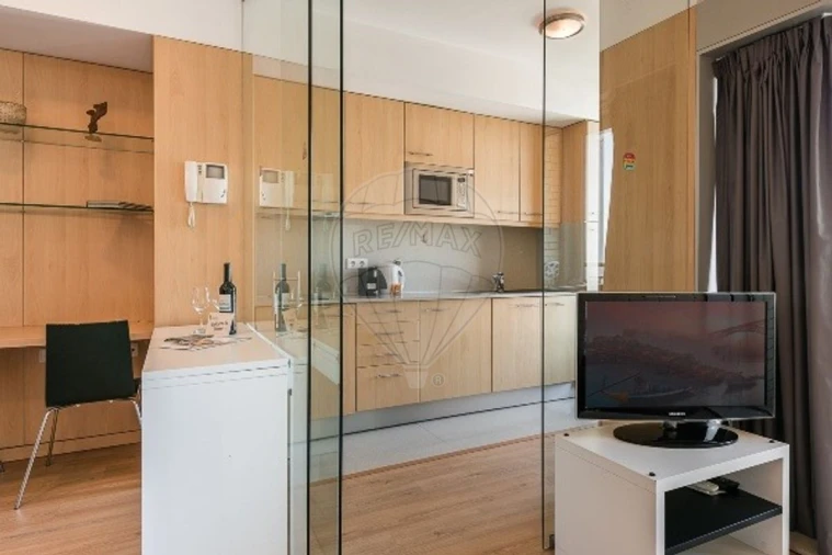 Apartamento para Venda em Campanhã Foto 3