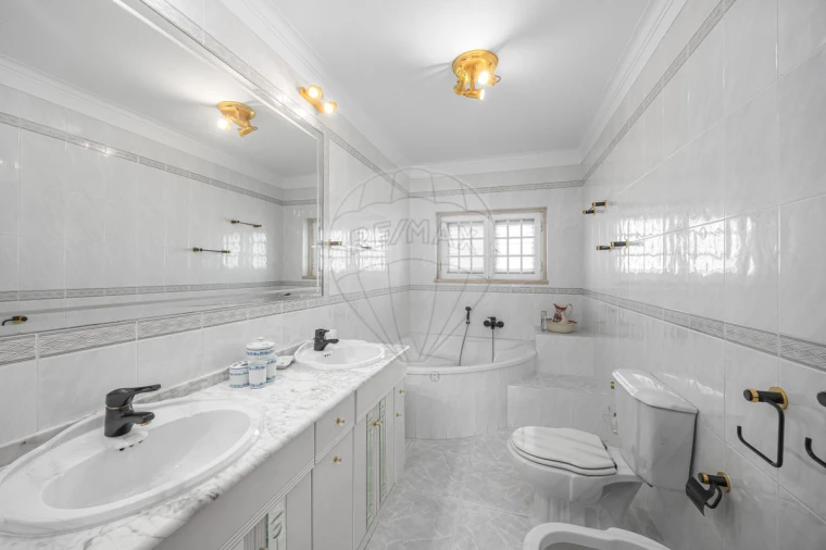 Moradia T6 para Venda em Enxara do Bispo, Gradil e Vila Franca do Rosário Foto 27