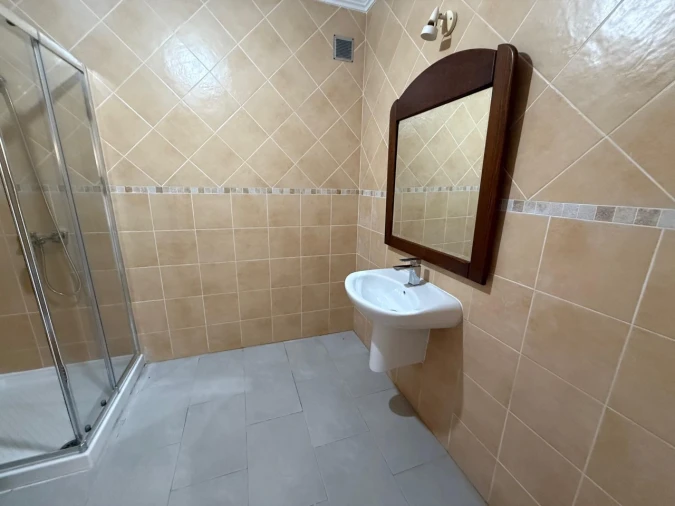 Moradia T3 para Venda em Salir de Matos Foto 27