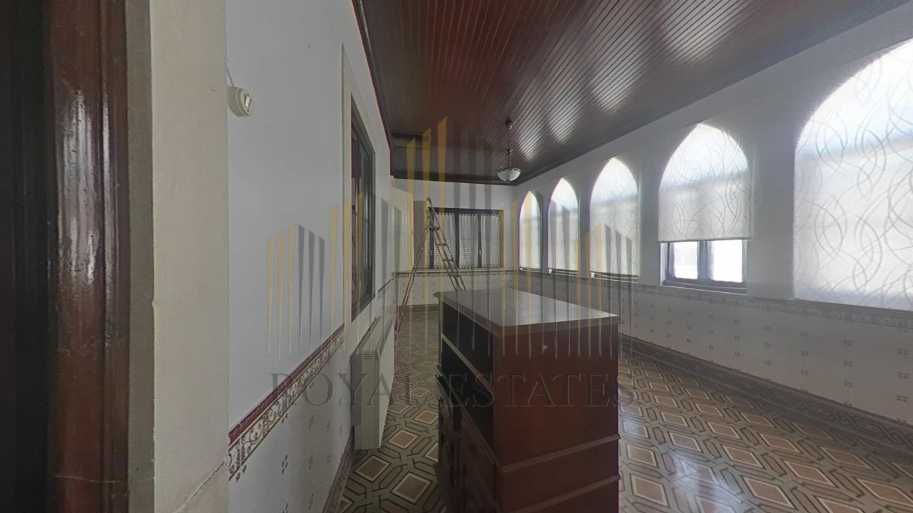 Prédio para Venda em Serra D'El-Rei Foto 2