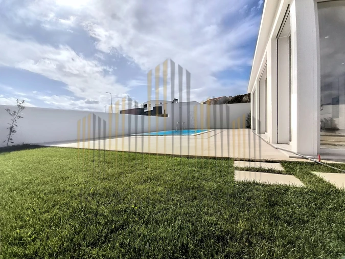 Moradia T3 para Venda em Lourinhã e Atalaia Foto 6