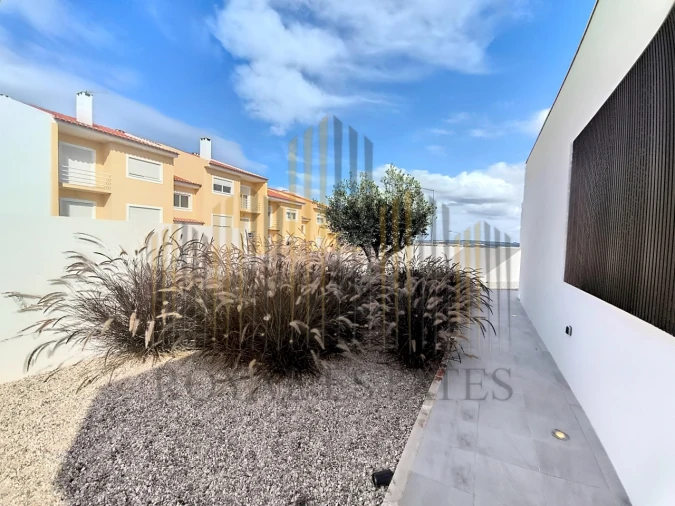 Moradia T3 para Venda em Lourinhã e Atalaia Foto 23