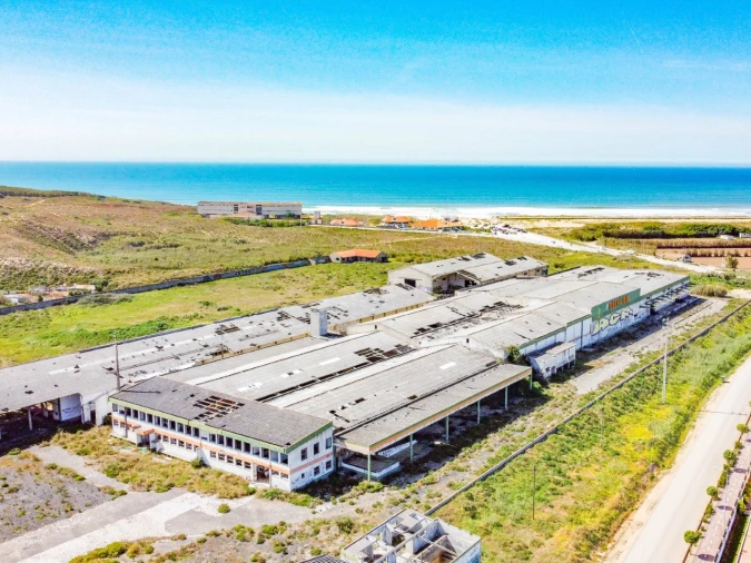 Terreno para Venda em Lourinhã e Atalaia Foto 2