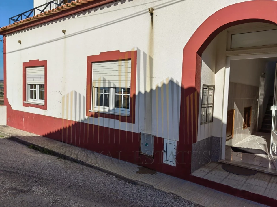 Apartamento T2 para Venda em Lourinhã e Atalaia Foto 4