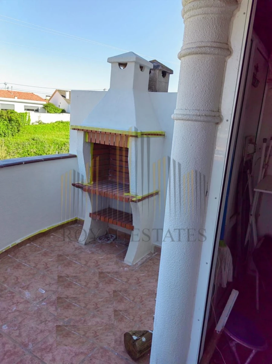 Apartamento T2 para Venda em Lourinhã e Atalaia Foto 10