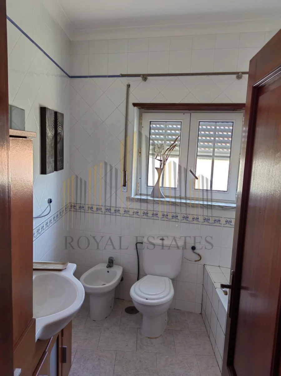 Apartamento T2 para Venda em Lourinhã e Atalaia Foto 15