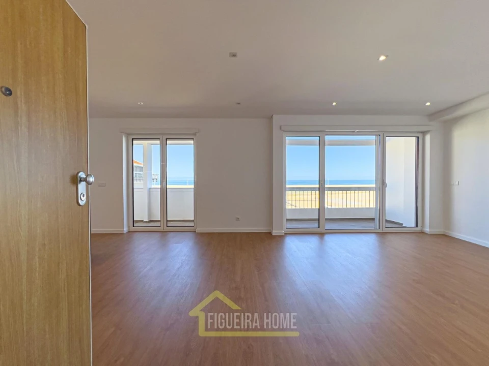 Apartamento T3 para Venda em Buarcos Foto 4