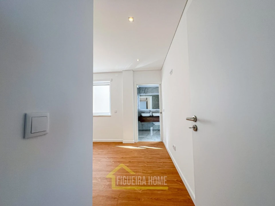 Apartamento T3 para Venda em Buarcos Foto 13