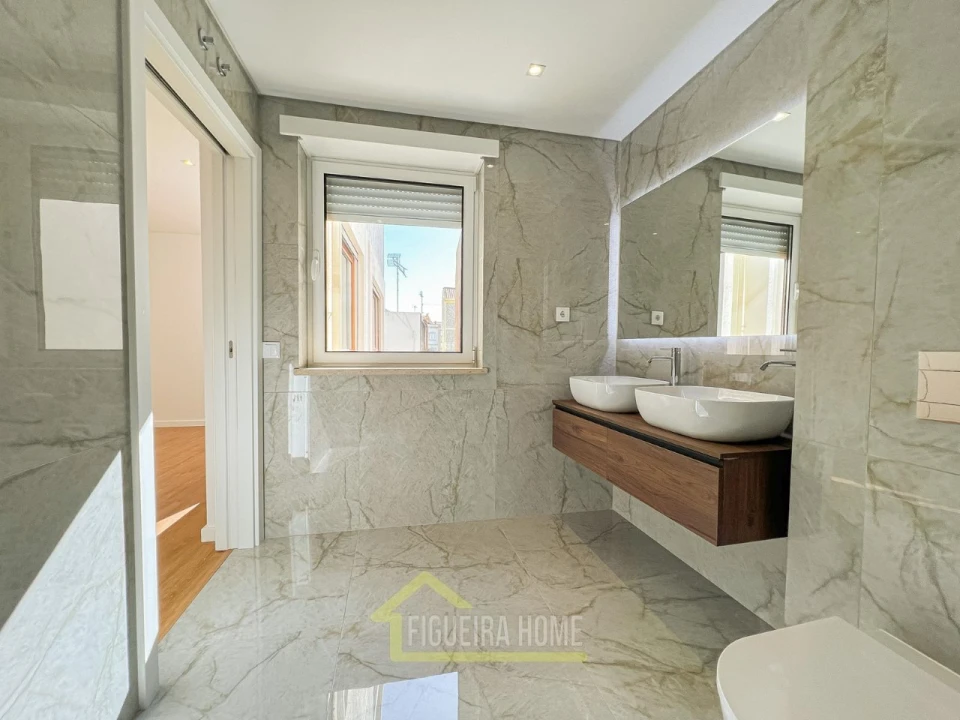 Apartamento T3 para Venda em Buarcos Foto 17
