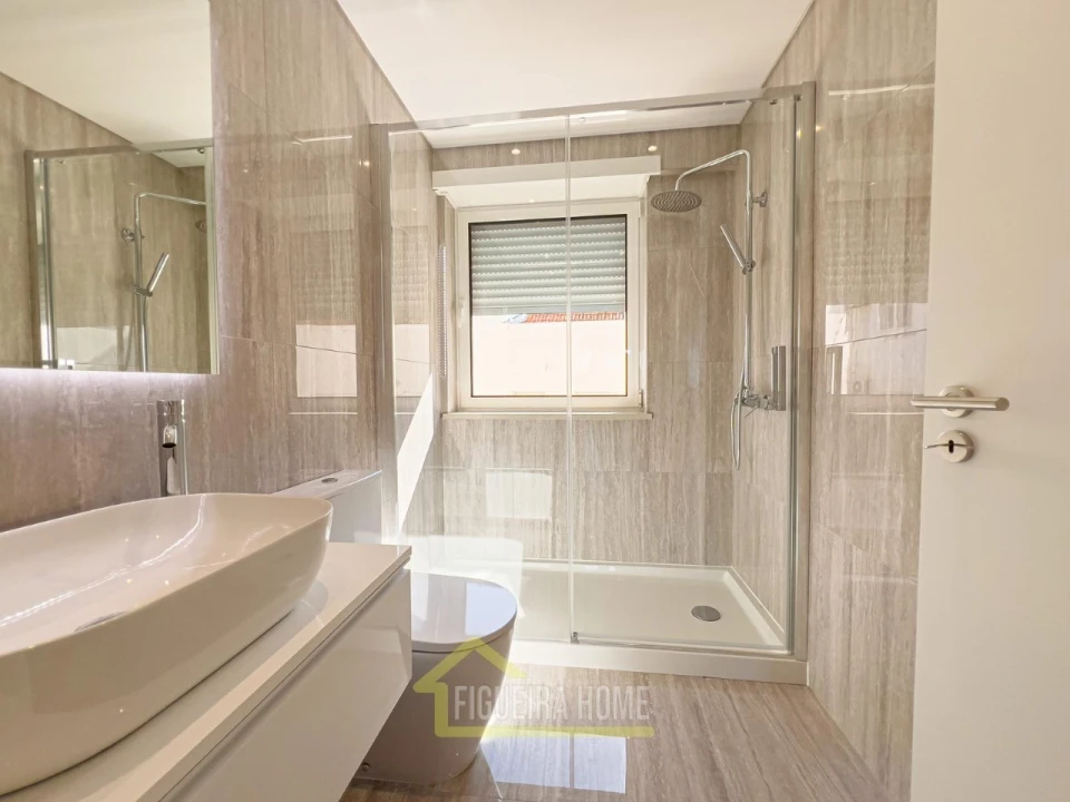Apartamento T3 para Venda em Buarcos Foto 22
