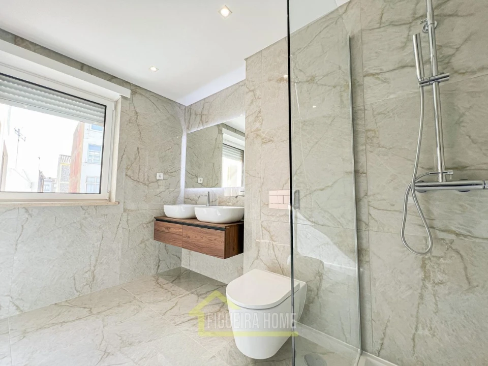 Apartamento T3 para Venda em Buarcos Foto 50