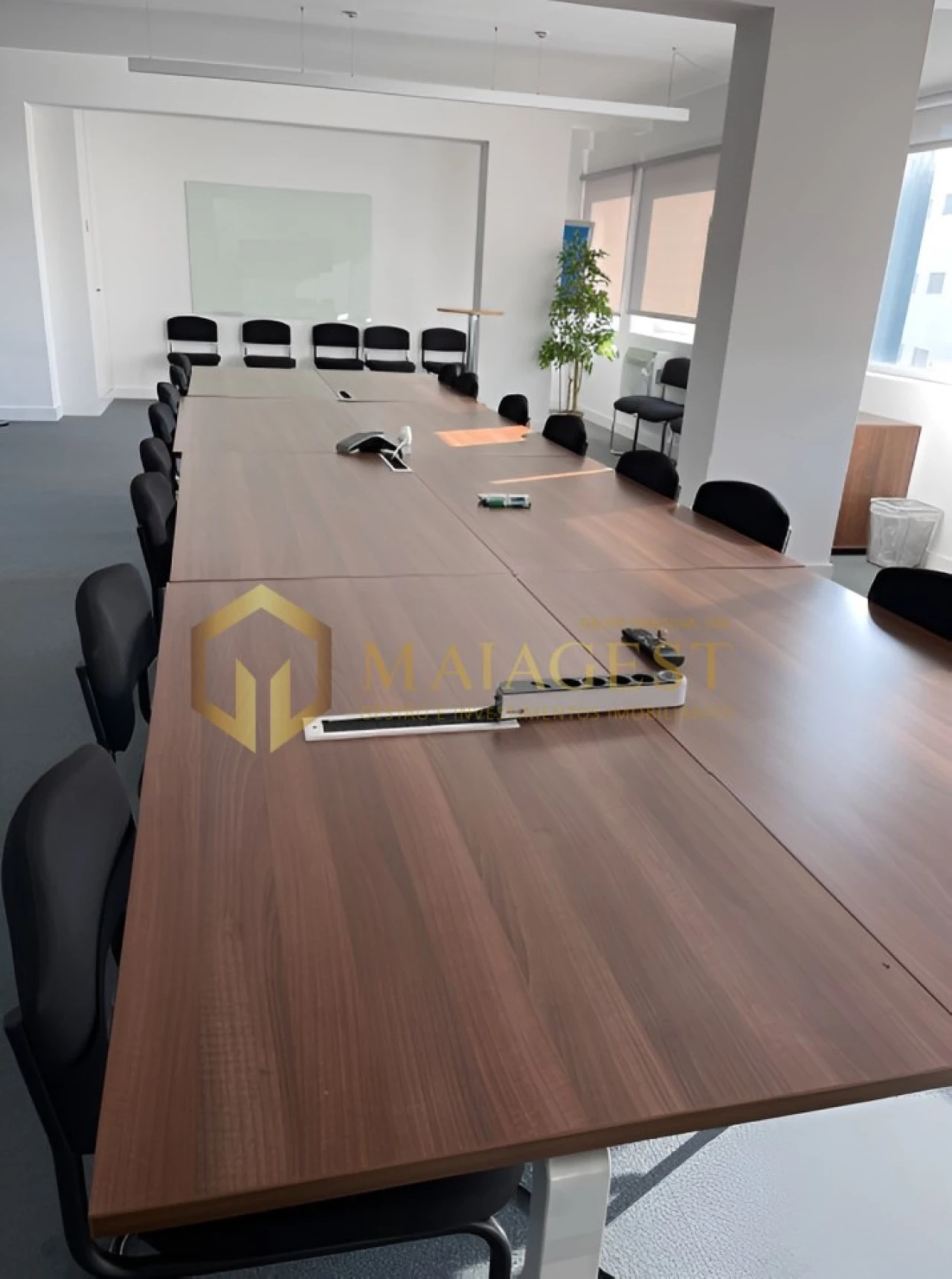 Escritório para Venda em Cedofeita, Santo Ildefonso, Sé, Miragaia, São Nicolau e Vitória Foto 3