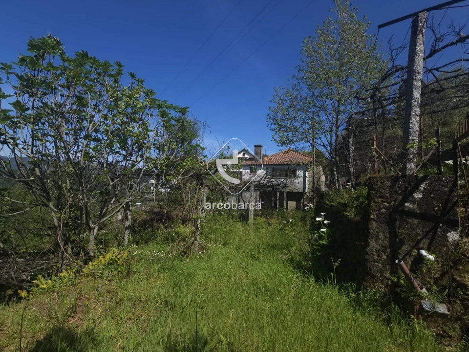 Moradia T2 para Venda em Britelo Foto 31