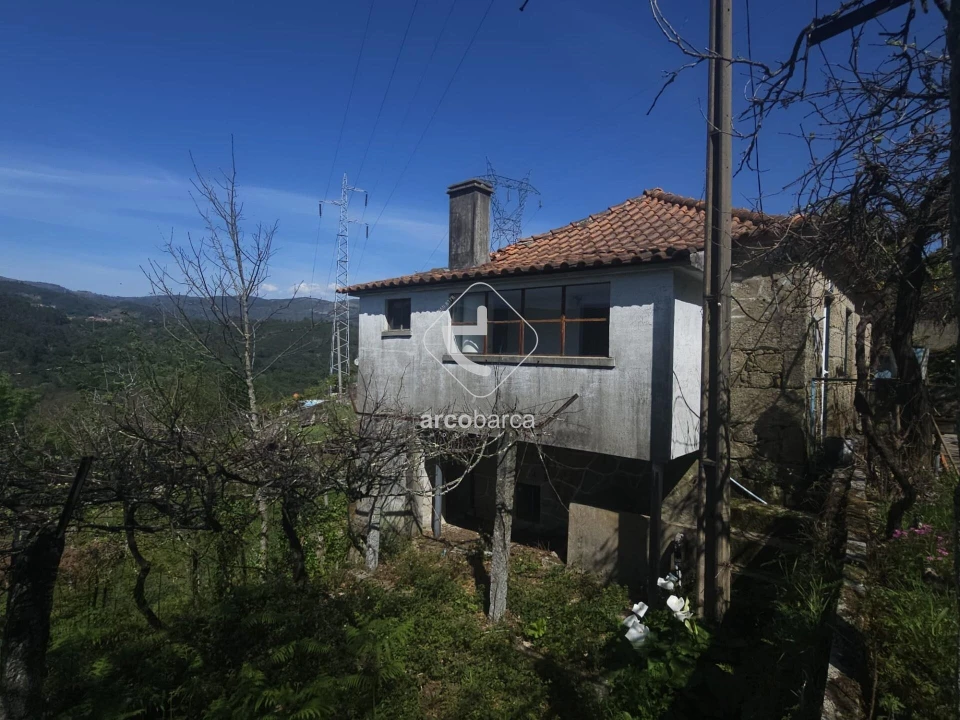 Moradia T2 para Venda em Britelo Foto 1