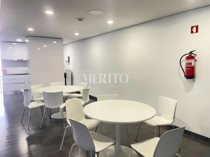 Escritório para Arrendamento em Ferreiros e Gondizalves Foto 6