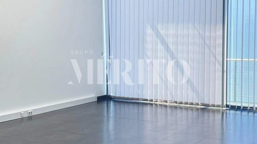 Escritório para Arrendamento em Ferreiros e Gondizalves