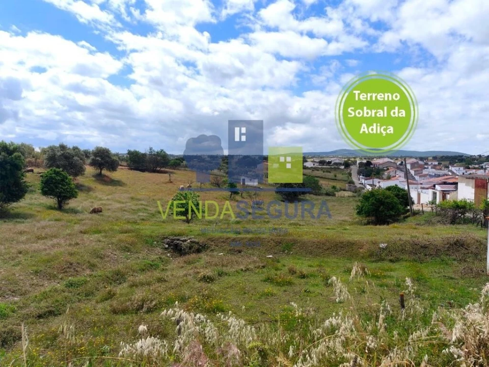 Terreno para Venda em Sobral da Adiça Foto 1