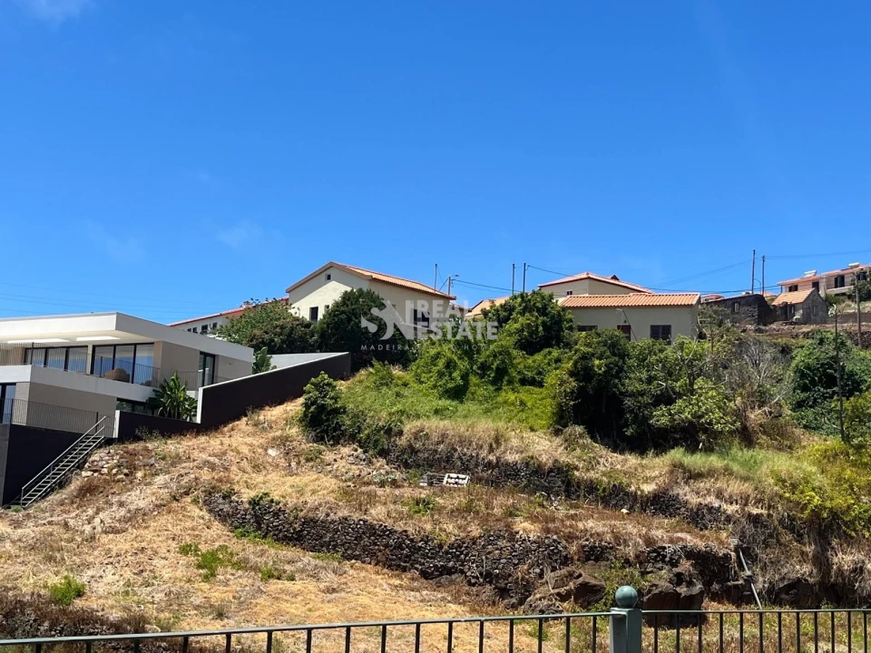 Terreno para Venda em Estreito da Calheta Foto 13