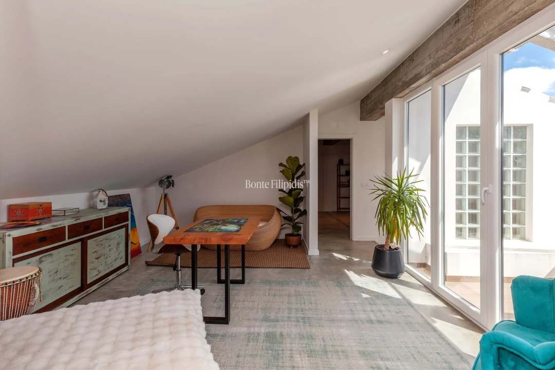 Moradia T6 para Venda em Igreja Nova e Cheleiros Foto 30