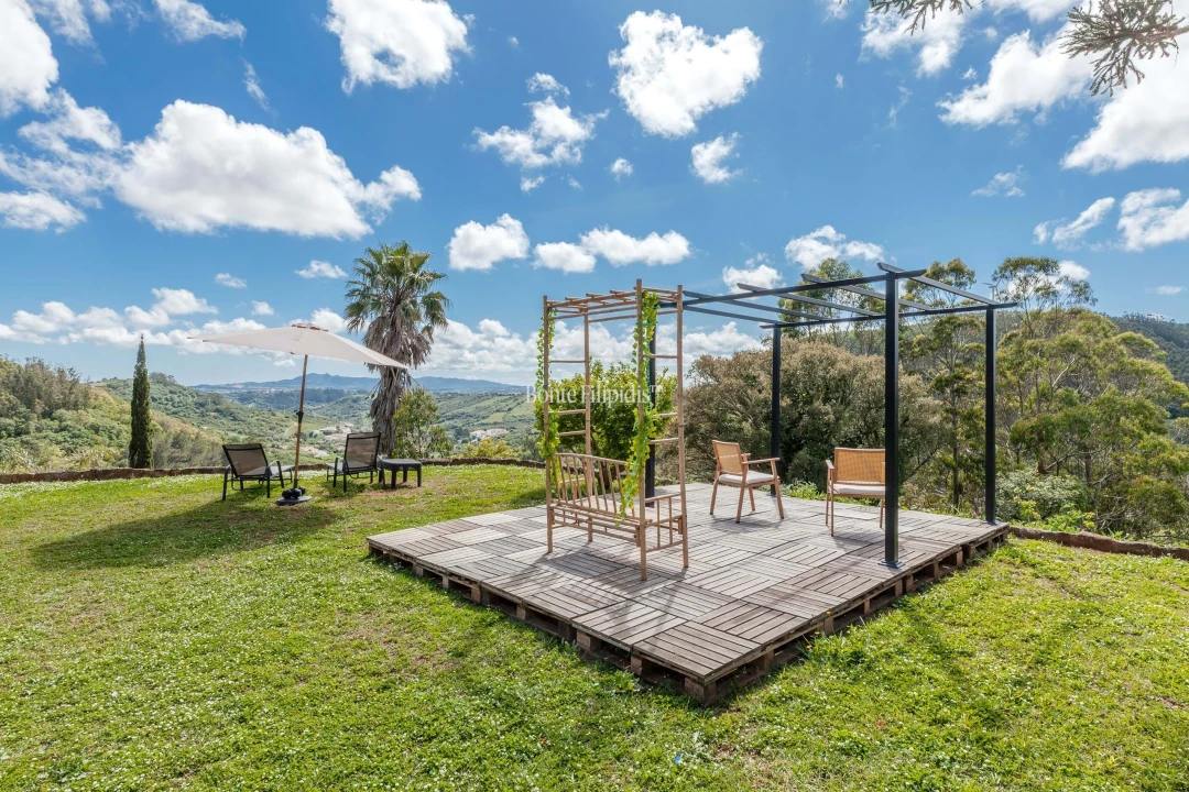 Moradia T6 para Venda em Igreja Nova e Cheleiros Foto 46