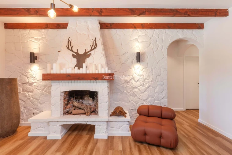 Moradia T6 para Venda em Igreja Nova e Cheleiros Foto 17