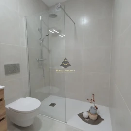 Apartamento T3 para Venda em Benfica