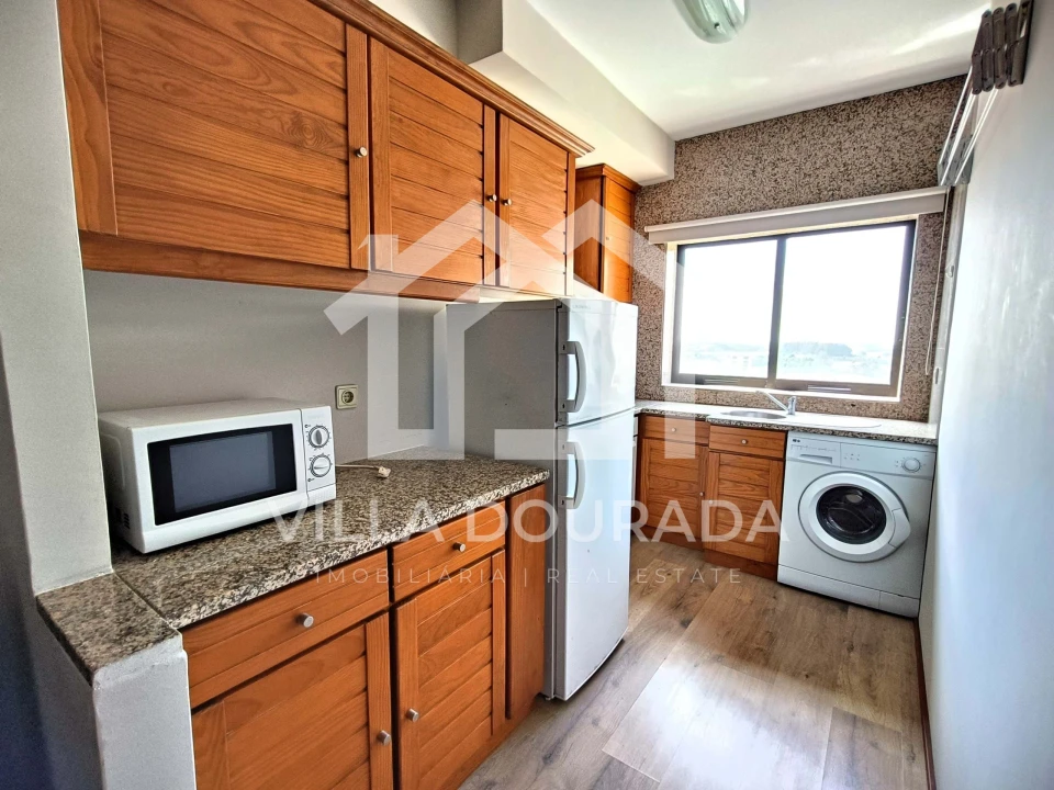 Apartamento T1 para Arrendamento em Santa Marinha e São Pedro da Afurada Foto 6