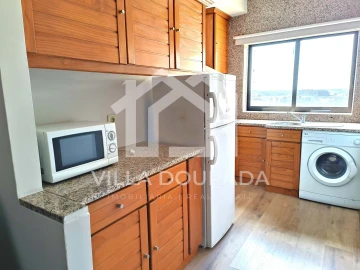 Apartamento T1 para Arrendamento em Santa Marinha e São Pedro da Afurada