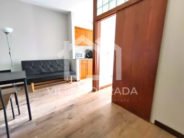 Apartamento T1 para Arrendamento em Santa Marinha e São Pedro da Afurada