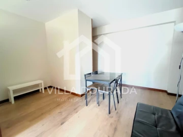 Apartamento T1 para Arrendamento em Santa Marinha e São Pedro da Afurada