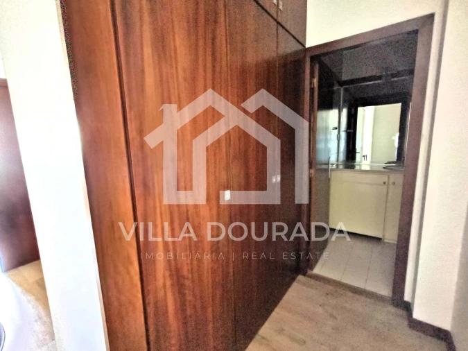 Apartamento T1 para Arrendamento em Santa Marinha e São Pedro da Afurada Foto 13