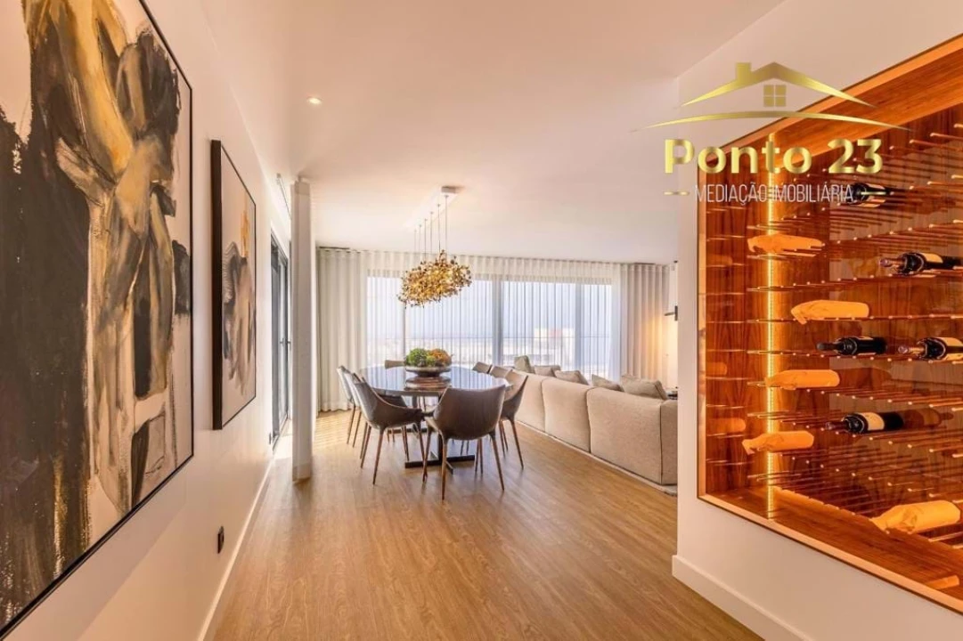 Apartamento T5 para Venda em São Martinho Foto 26