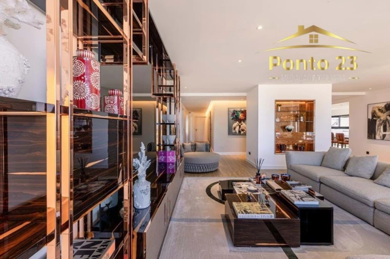 Apartamento T5 para Venda em São Martinho Foto 14