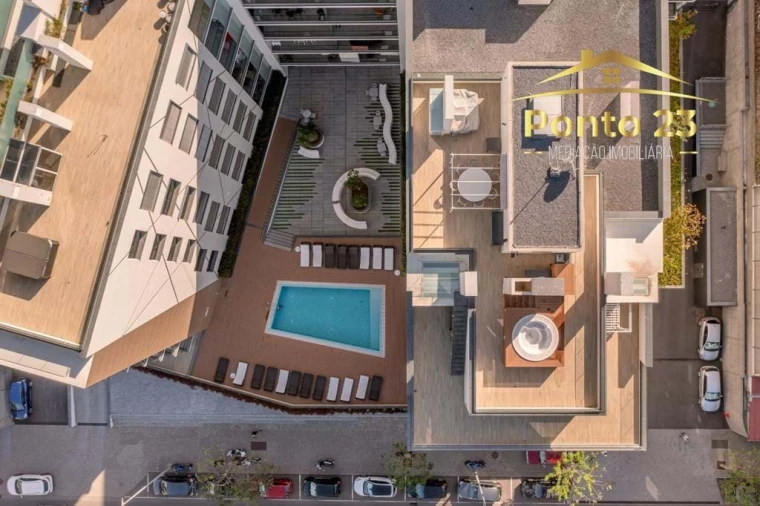 Apartamento T5 para Venda em São Martinho Foto 41