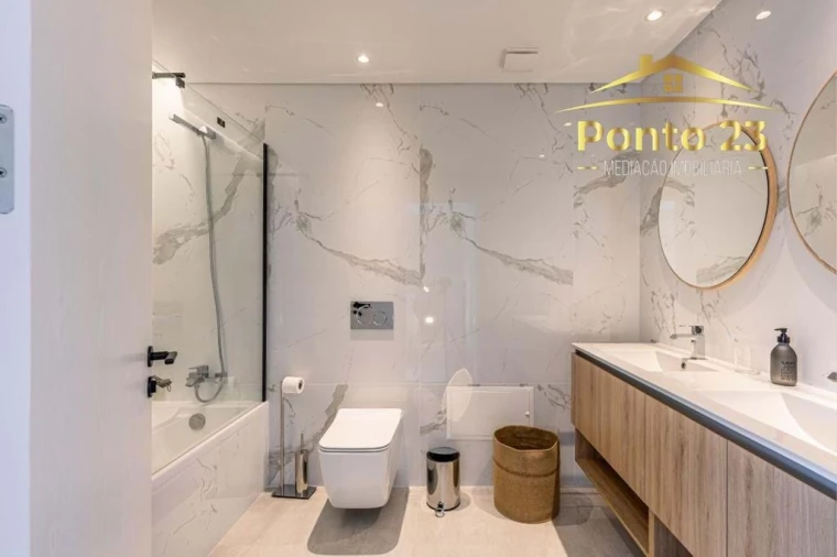 Apartamento T5 para Venda em São Martinho Foto 23