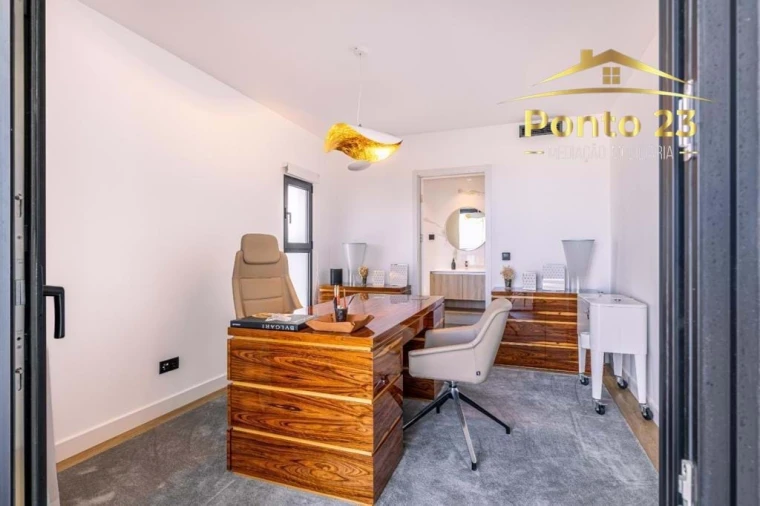 Apartamento T5 para Venda em São Martinho Foto 36