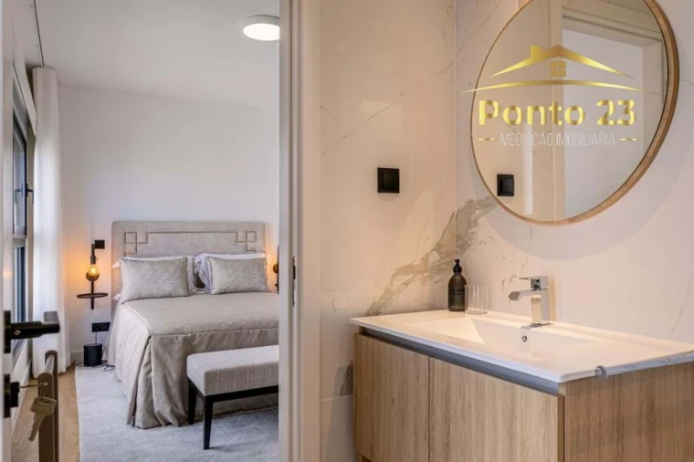 Apartamento T5 para Venda em São Martinho Foto 32