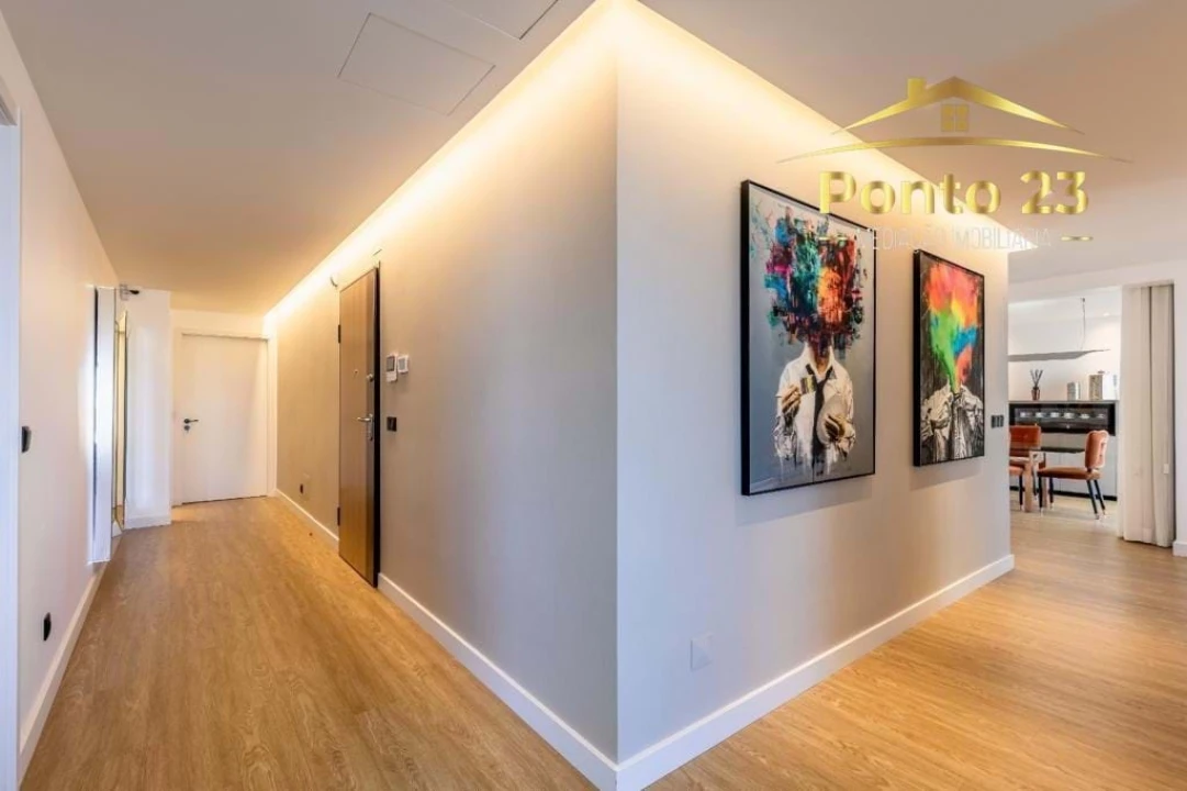 Apartamento T5 para Venda em São Martinho Foto 11