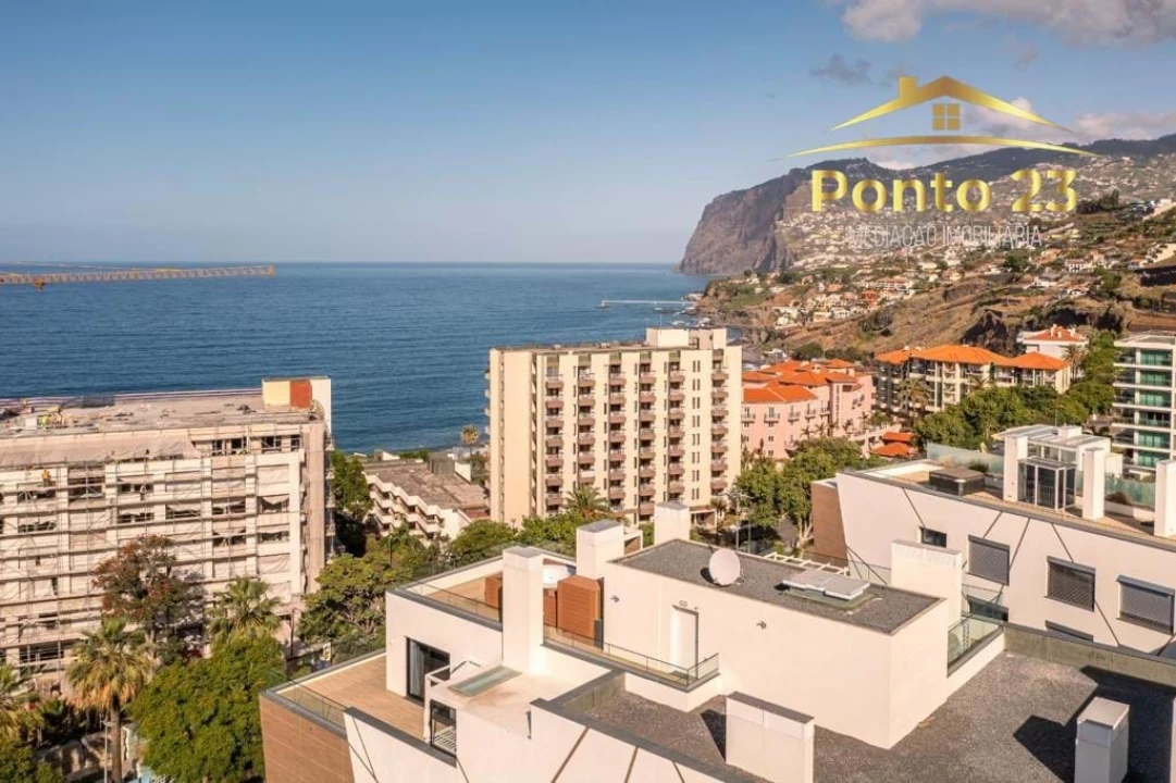 Apartamento T5 para Venda em São Martinho Foto 1