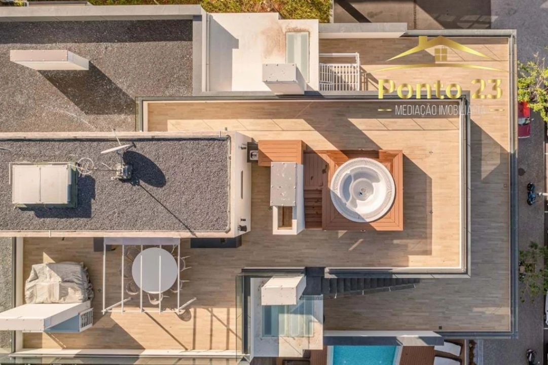 Apartamento T5 para Venda em São Martinho Foto 40